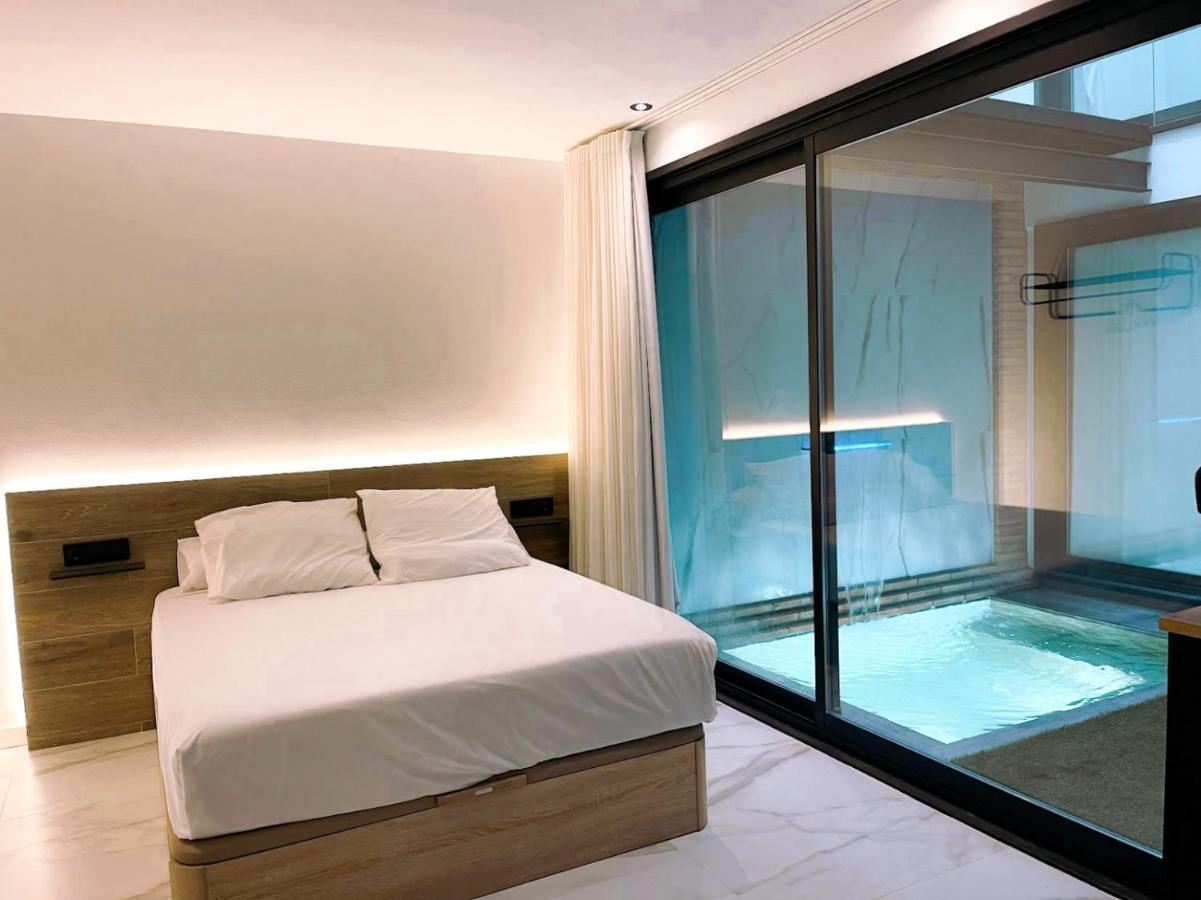Cordoba Boutique Vv Con Jacuzzi Apartment Exterior foto